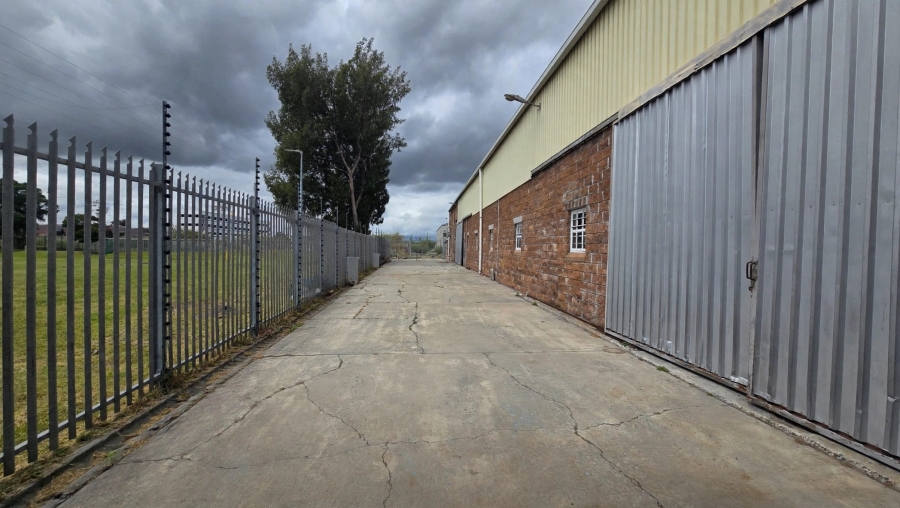 To Let Commercial Property for Rent in Retreat Western Cape
